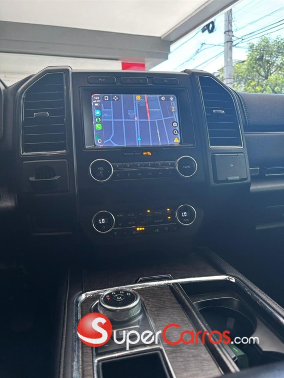 2020 Ford Expedition Limited — foto 11 / 12