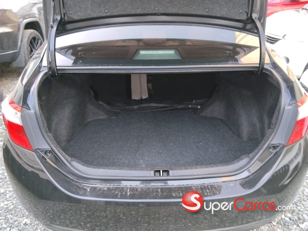 2014 Toyota Corolla LE — foto 5 / 12