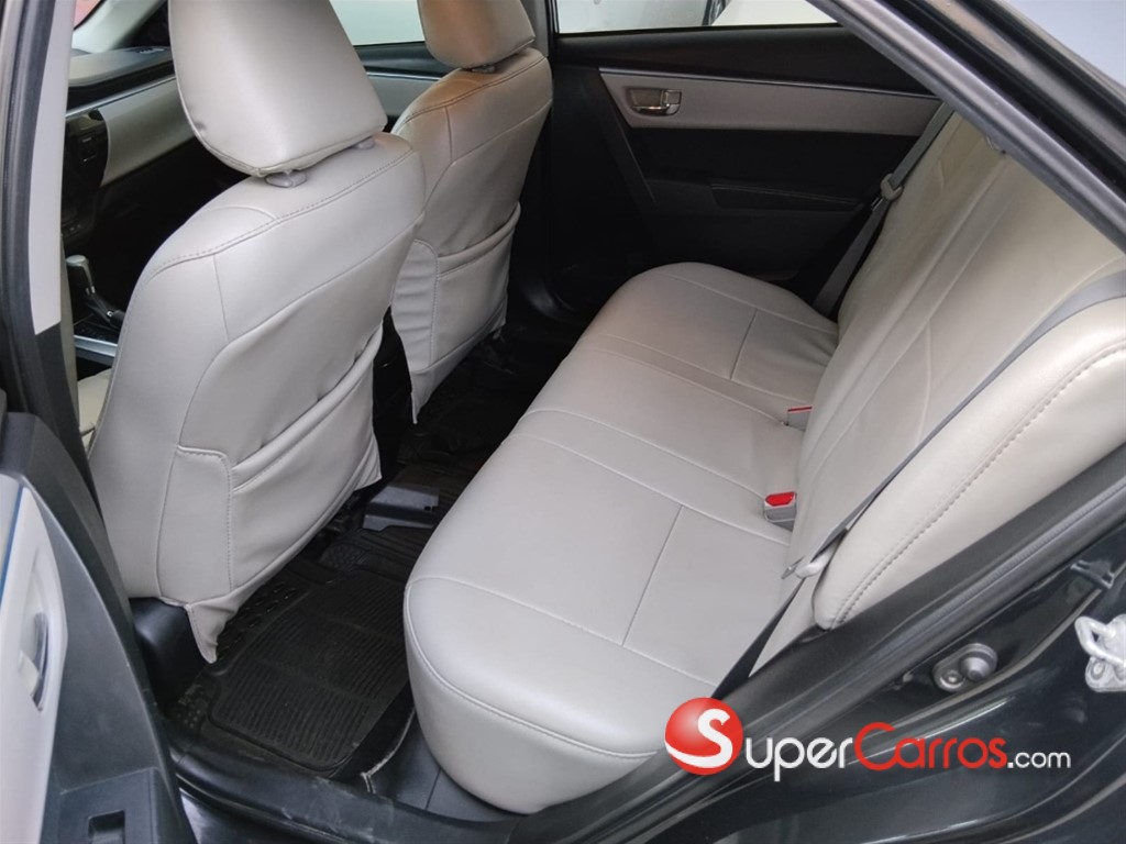 2014 Toyota Corolla LE — foto 9 / 12
