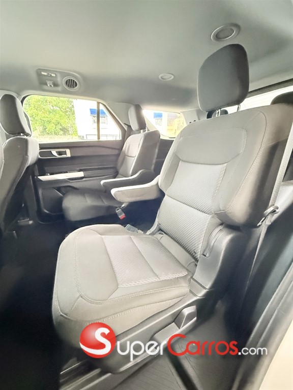 2022 Ford Explorer XLT — foto 3 / 10