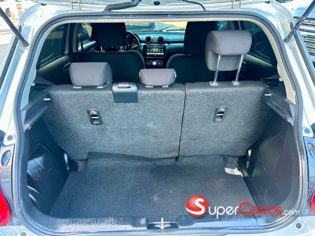 2017 Suzuki Swift — foto 11 / 12
