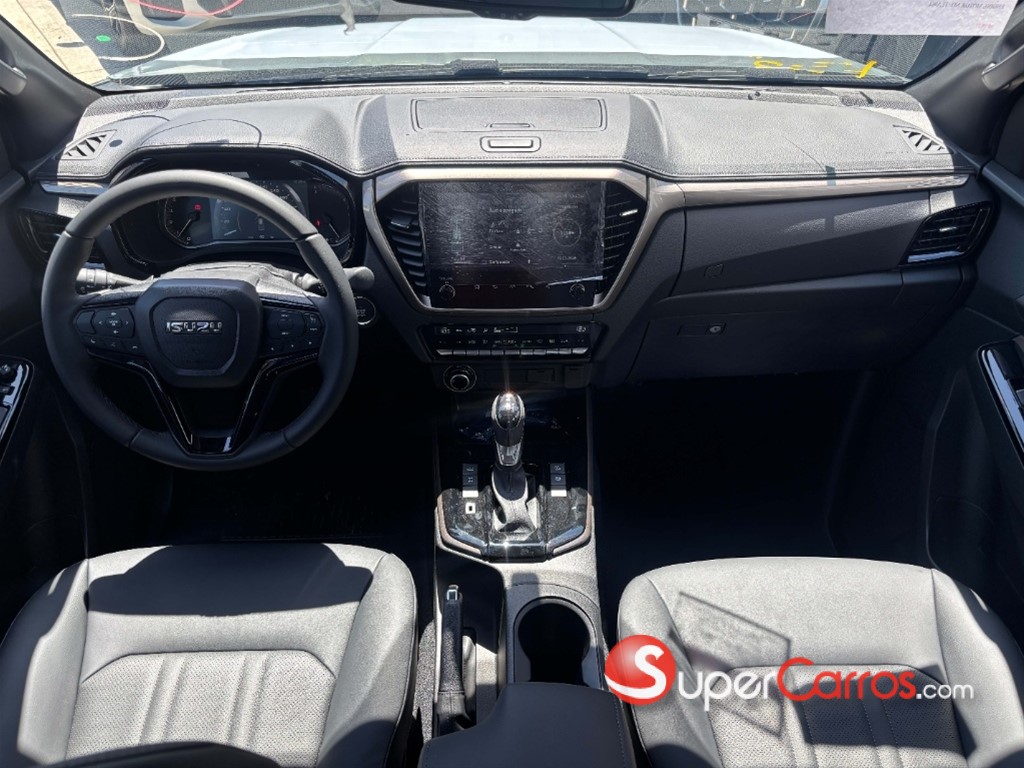 2027 Isuzu DMAX — foto 3 / 7