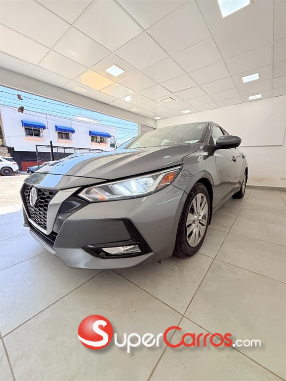 2021 Nissan Sentra — foto 9 / 10