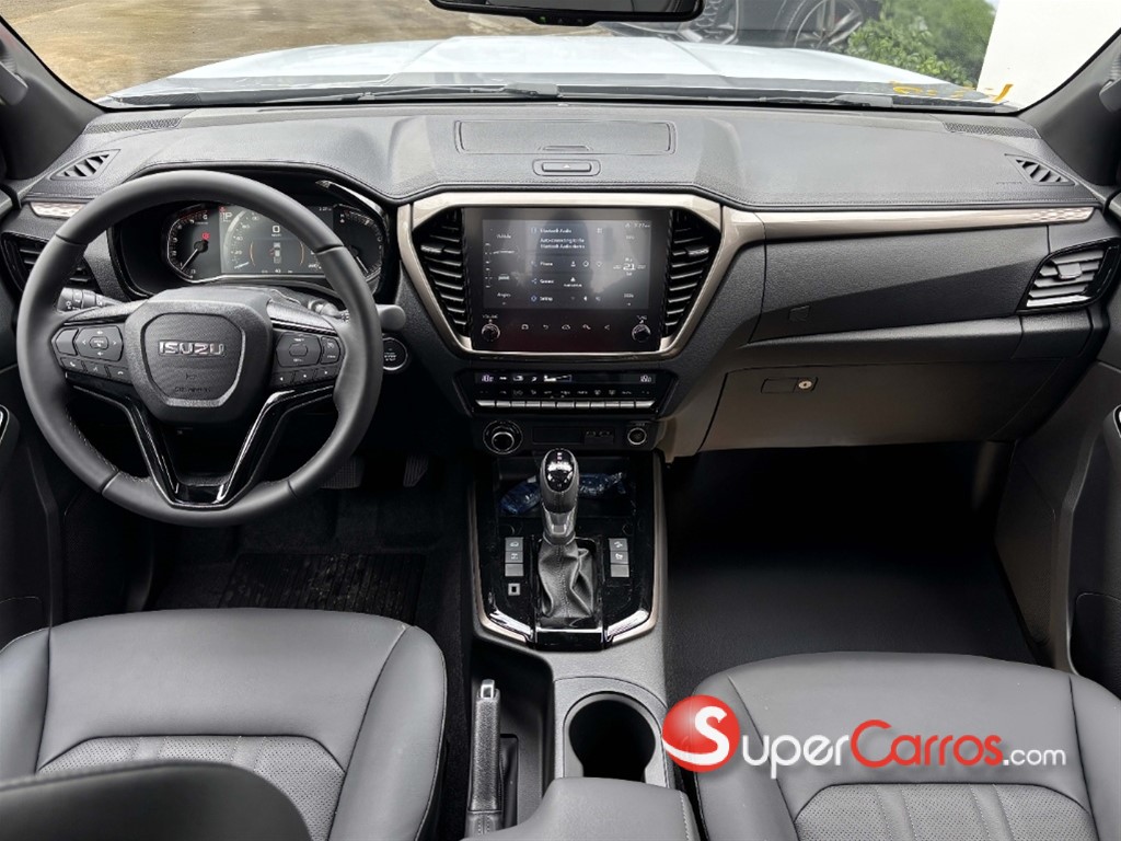 2027 Isuzu DMAX — foto 5 / 7