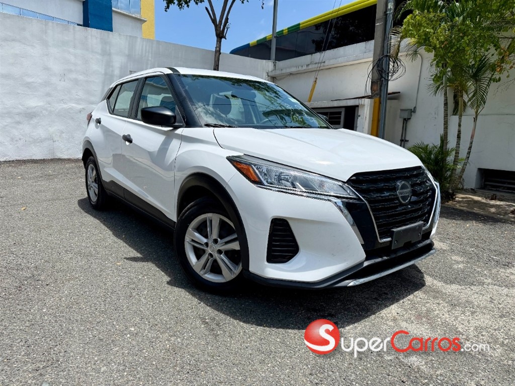 2021 Nissan Kicks — foto 2 / 11