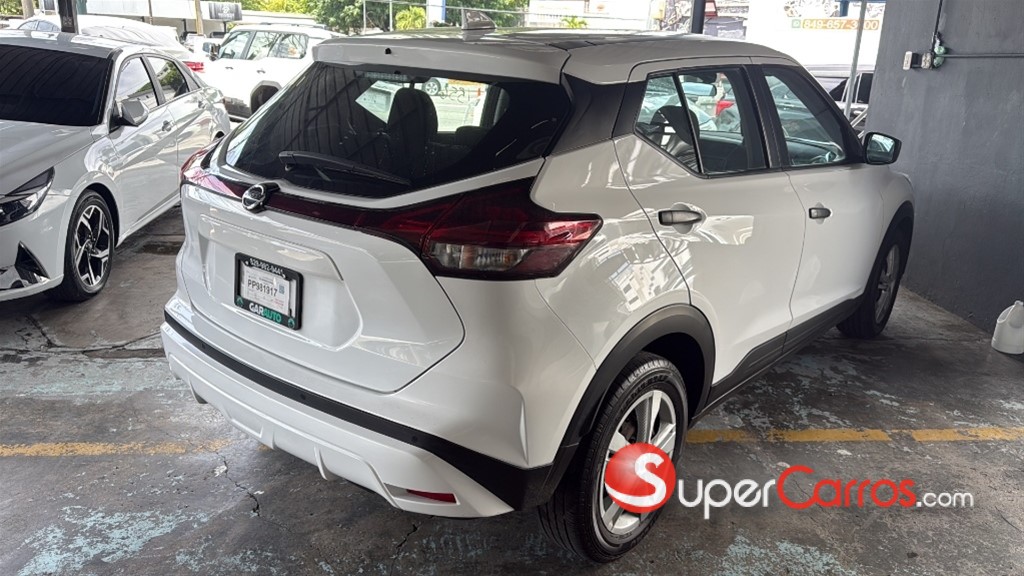 2021 Nissan Kicks — foto 10 / 11