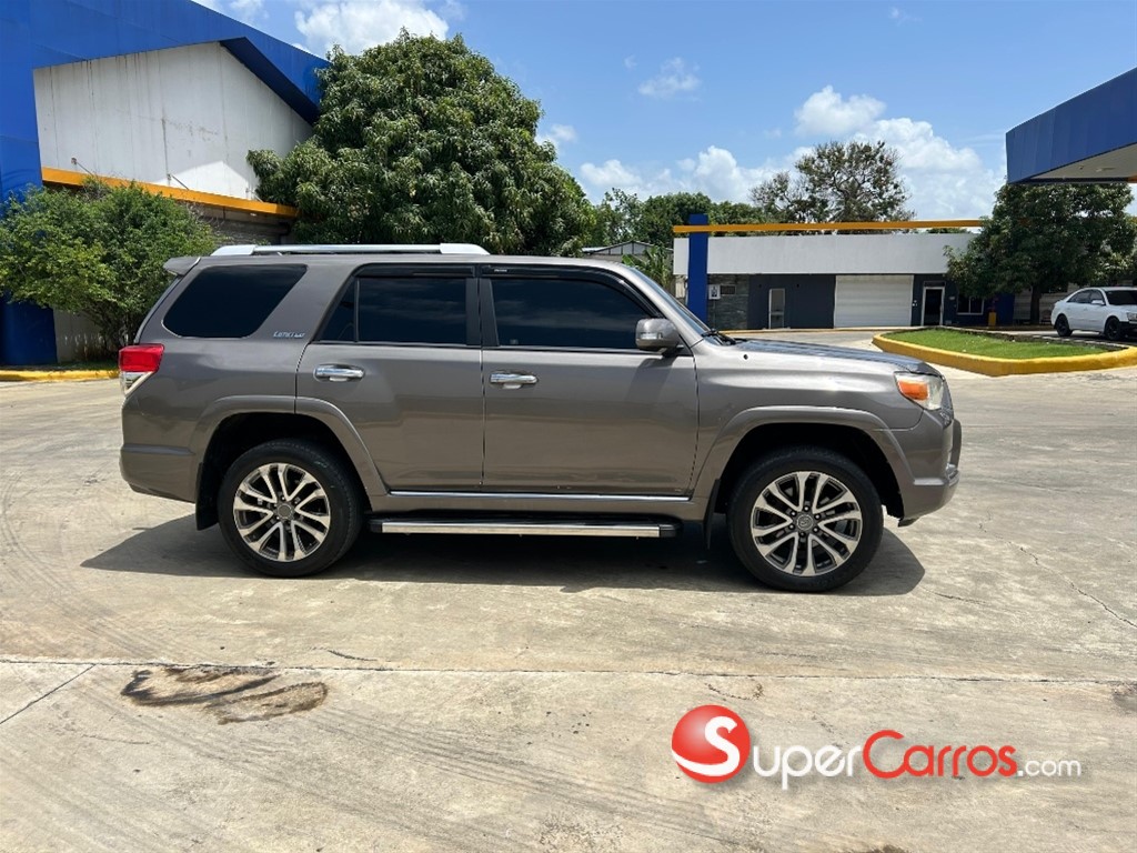 2010 Toyota 4 Runner — foto 4 / 10