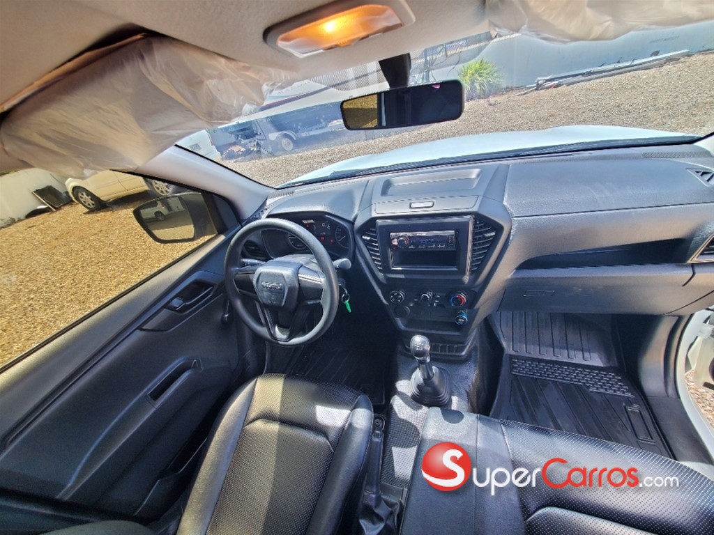 2024 Isuzu DMAX — foto 3 / 12