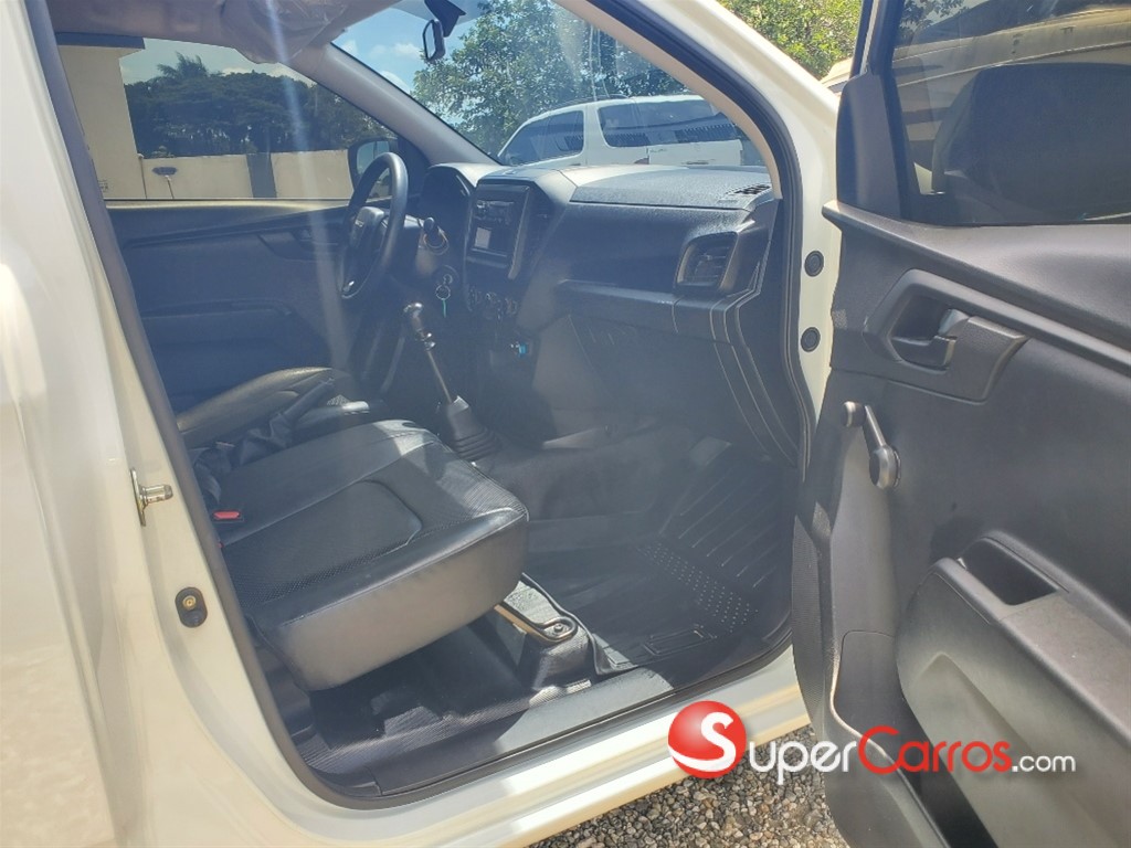 2024 Isuzu DMAX — foto 5 / 12