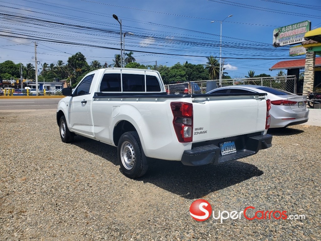 2024 Isuzu DMAX — foto 8 / 12