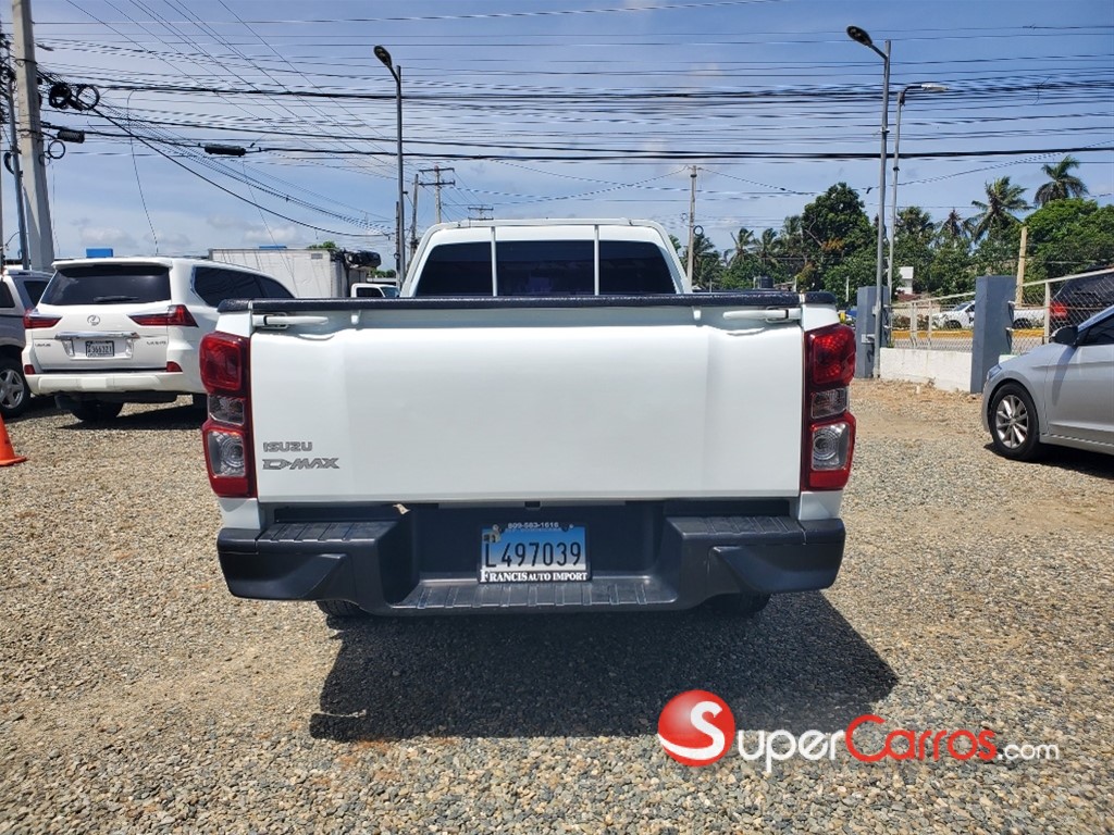 2024 Isuzu DMAX — foto 9 / 12