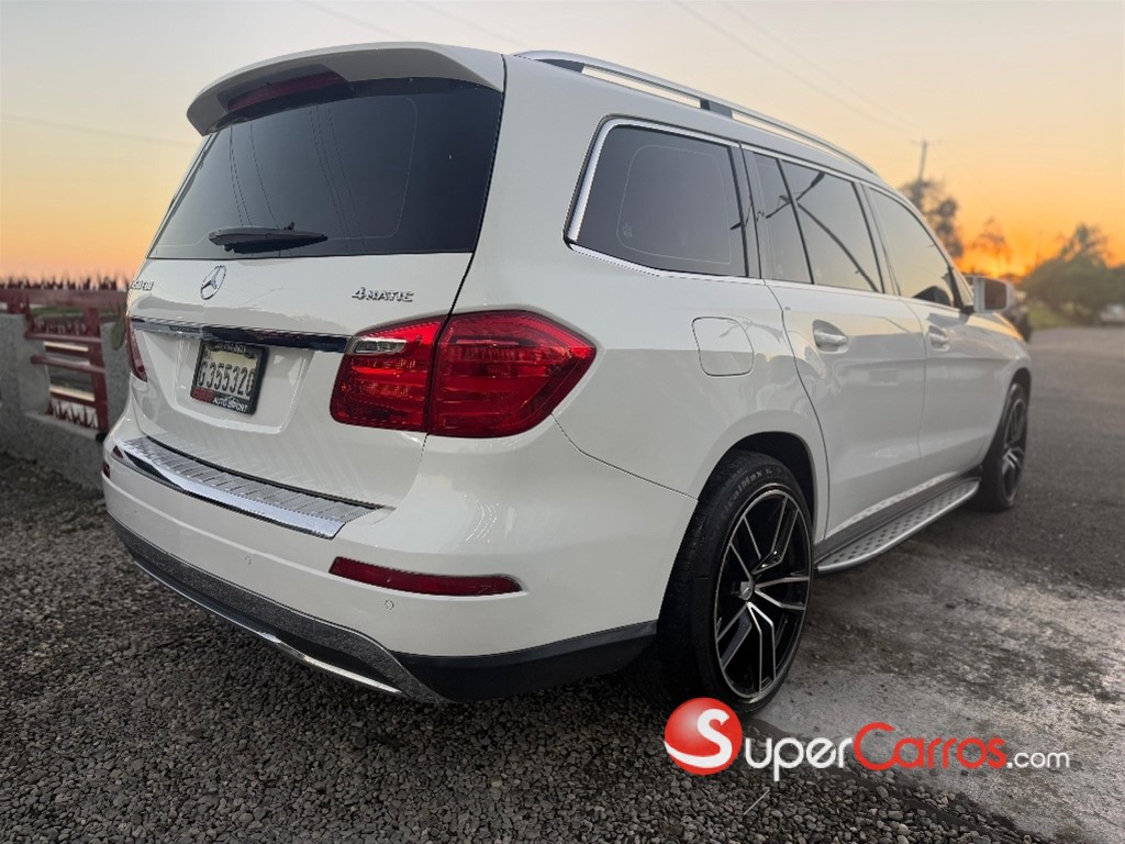 2016 Mercedes-Benz Clase GL 350 CDI — foto 3 / 9