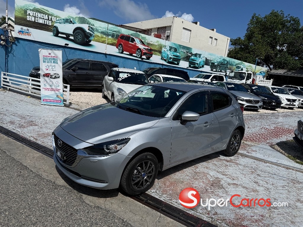 2021 Mazda 2 — foto 3 / 12