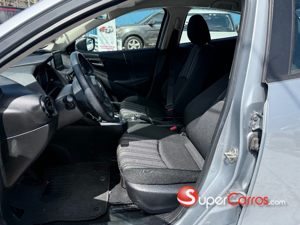 2021 Mazda 2 — foto 7 / 12
