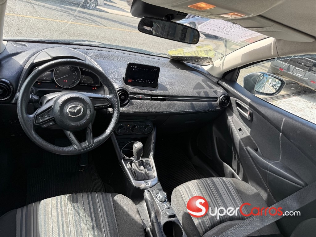 2021 Mazda 2 — foto 9 / 12