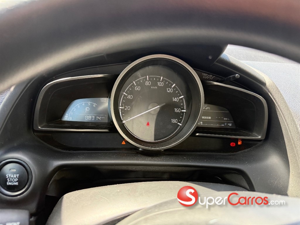 2021 Mazda 2 — foto 12 / 12