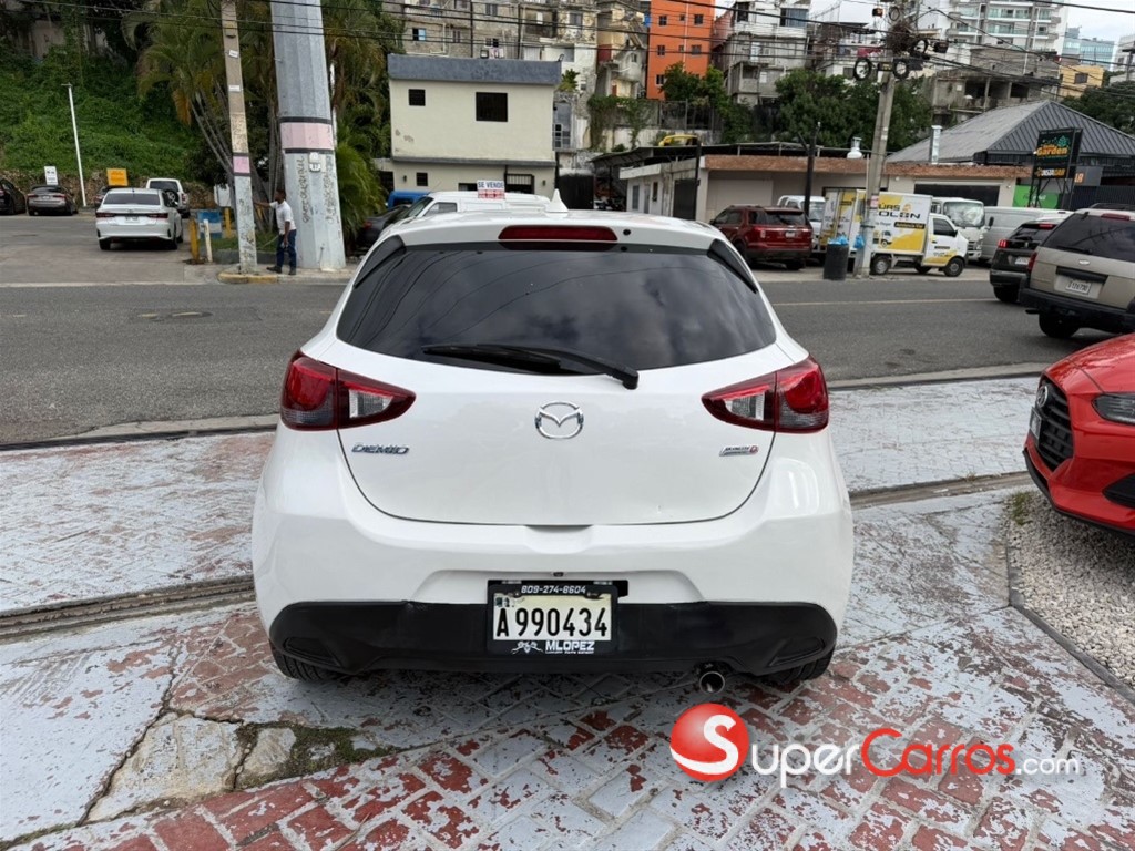 2016 Mazda Demio — foto 5 / 11