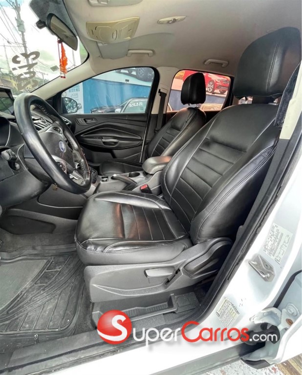 2013 Ford Escape SE — foto 7 / 9