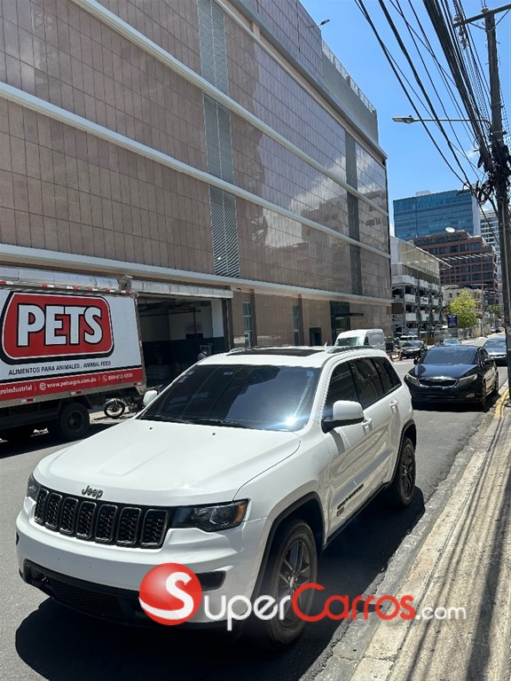 2017 Jeep Grand Cherokee 75 ANIVERSARIO