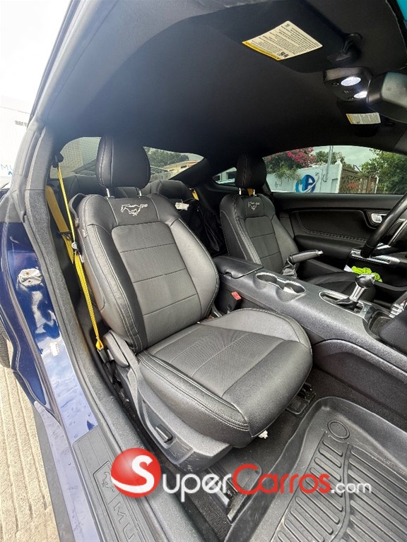 2020 Ford Mustang GT — foto 12 / 12
