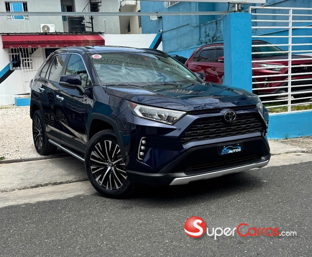 2021 Toyota RAV4 XLE Premium — foto 3 / 9