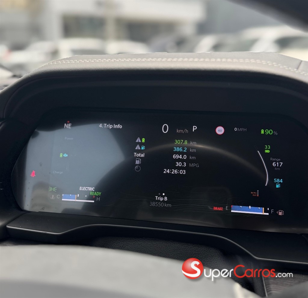 2022 Jeep Grand Cherokee Overland — foto 8 / 9