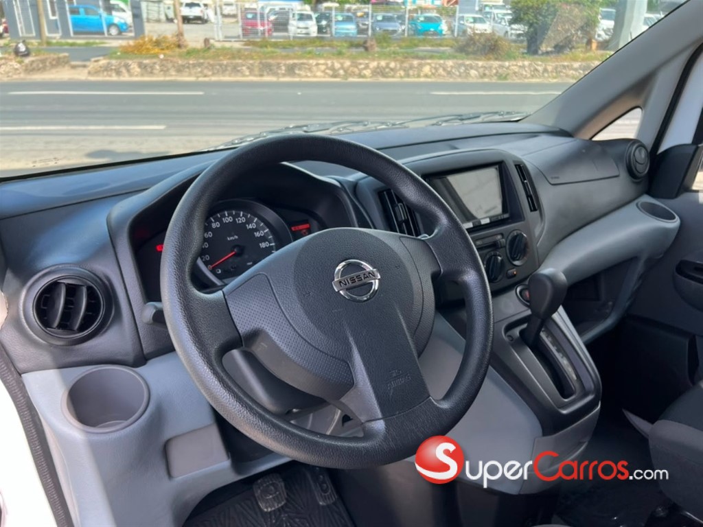 2021 Nissan NV 200 — foto 4 / 11