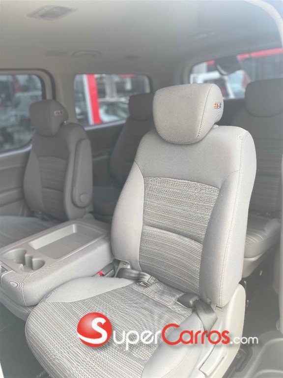 2020 Hyundai Starex — foto 7 / 10