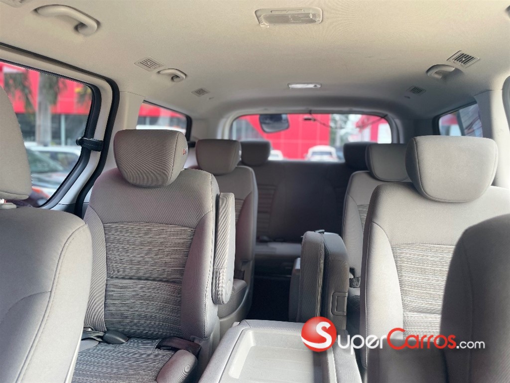 2020 Hyundai Starex — foto 8 / 10