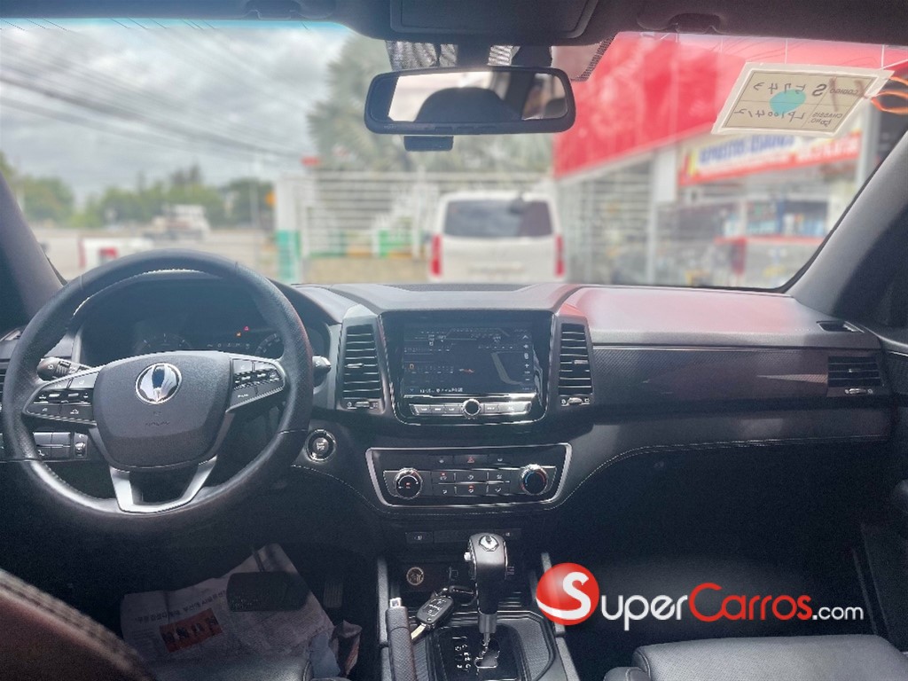 2020 SsangYong Rexton Sport — foto 8 / 10