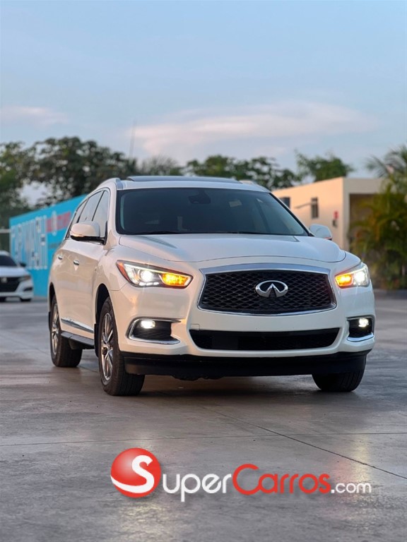2020 Infiniti QX-60 LUXE — foto 2 / 12