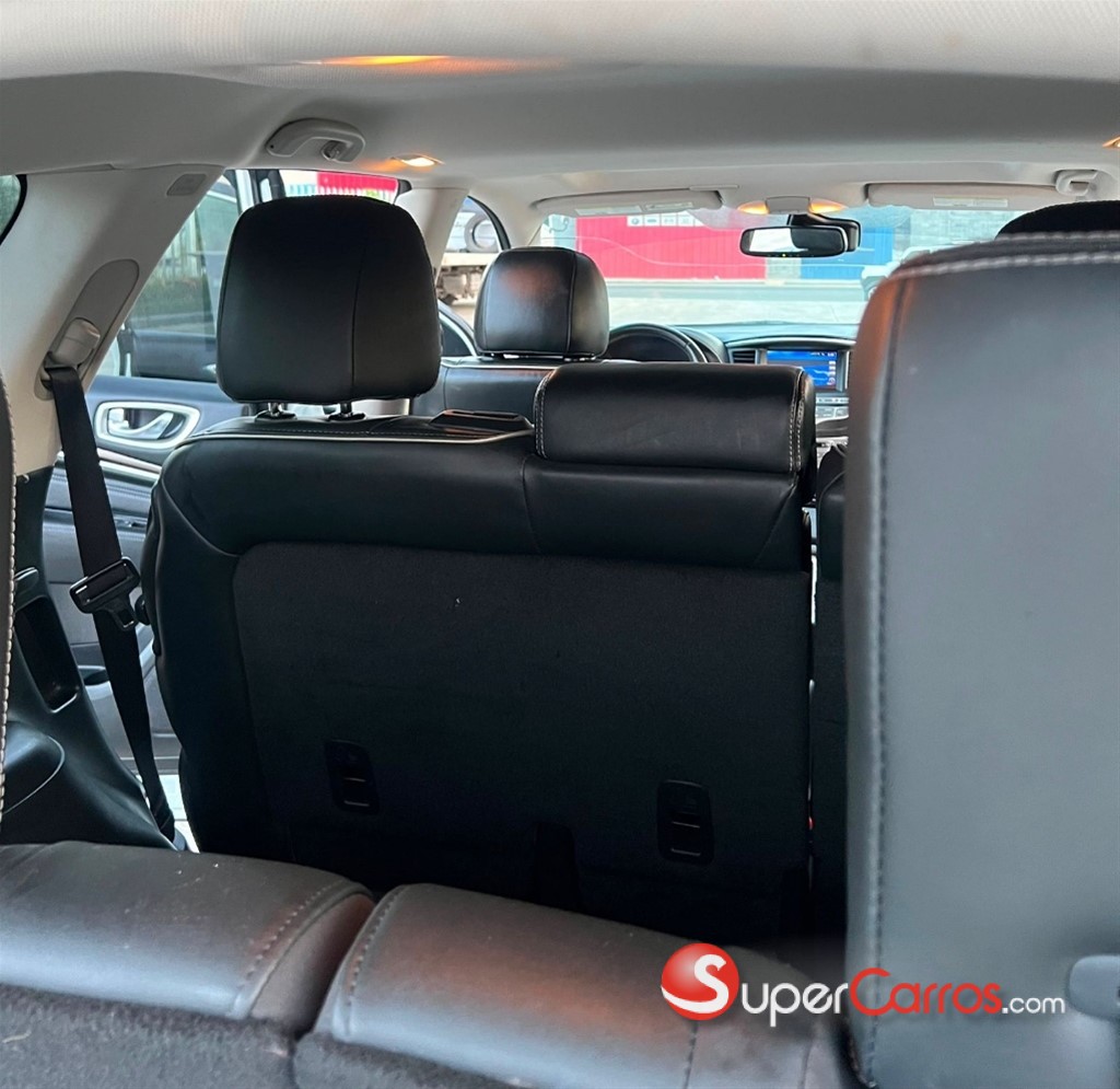 2020 Infiniti QX-60 LUXE — foto 8 / 12
