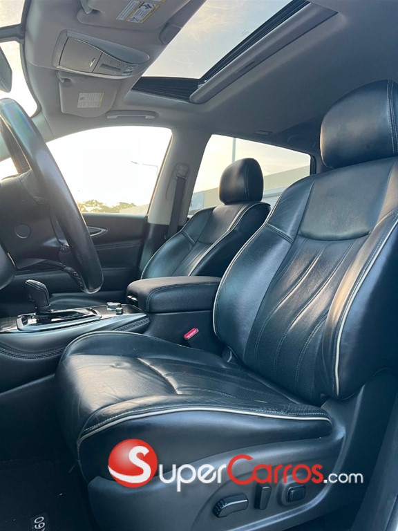 2020 Infiniti QX-60 LUXE — foto 10 / 12