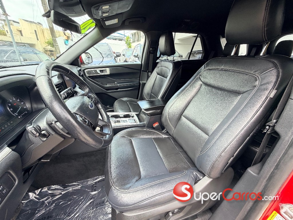 2020 Ford Explorer XLT — foto 6 / 12