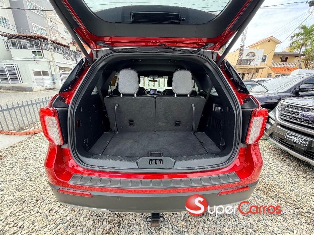 2020 Ford Explorer XLT — foto 10 / 12