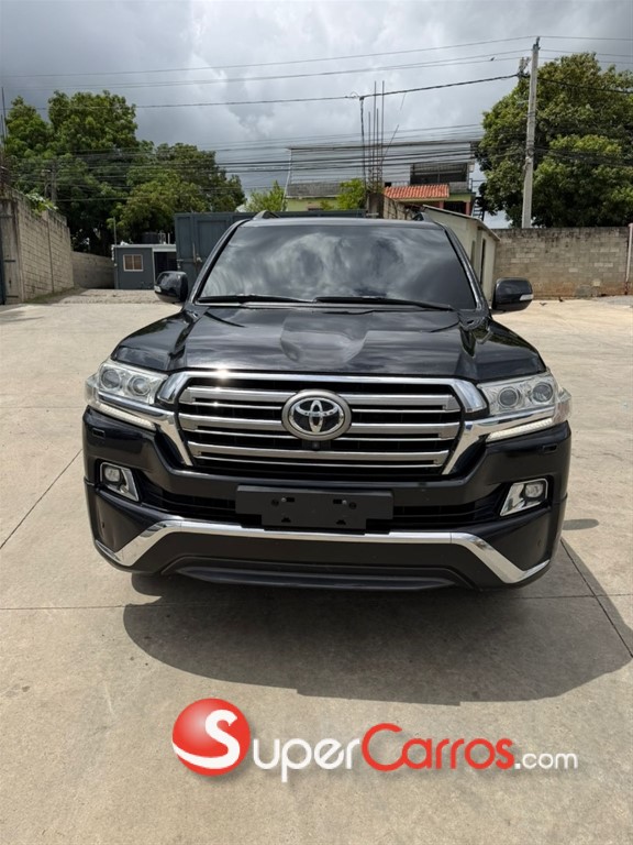 2018 Toyota Land Cruiser VXR — foto 3 / 10