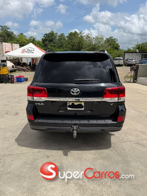 2018 Toyota Land Cruiser VXR — foto 5 / 10