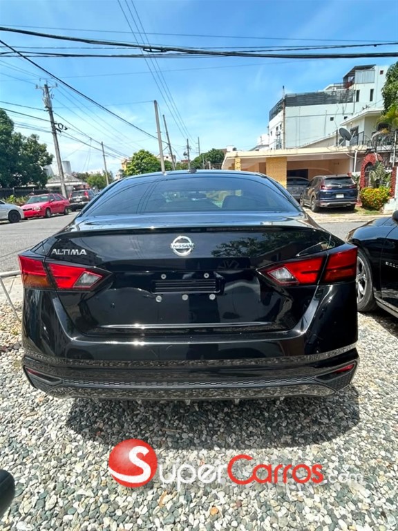 2020 Nissan Altima S — foto 6 / 8