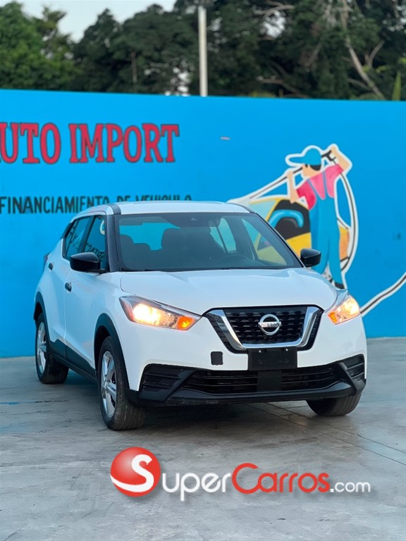 2020 Nissan Kicks SV — foto 2 / 11
