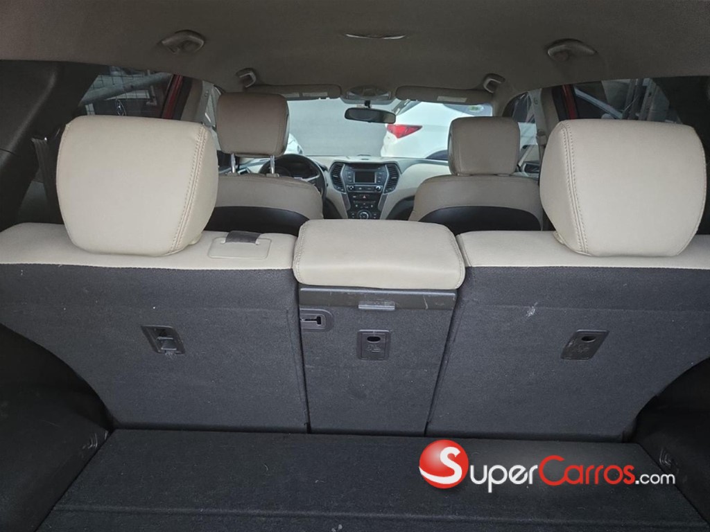 2018 Hyundai Santa Fe — foto 7 / 9