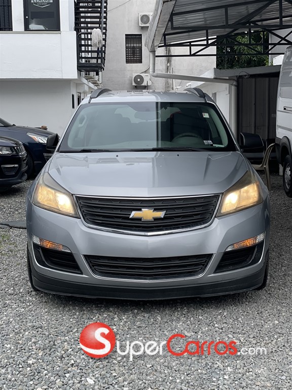 2017 Chevrolet Traverse LT — foto 2 / 11