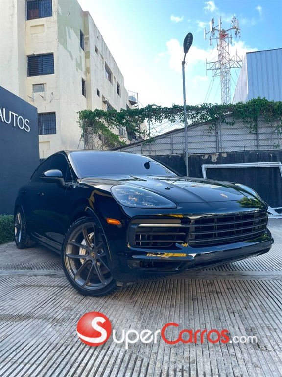 2020 Porsche Cayenne Coupe S — foto 2 / 10
