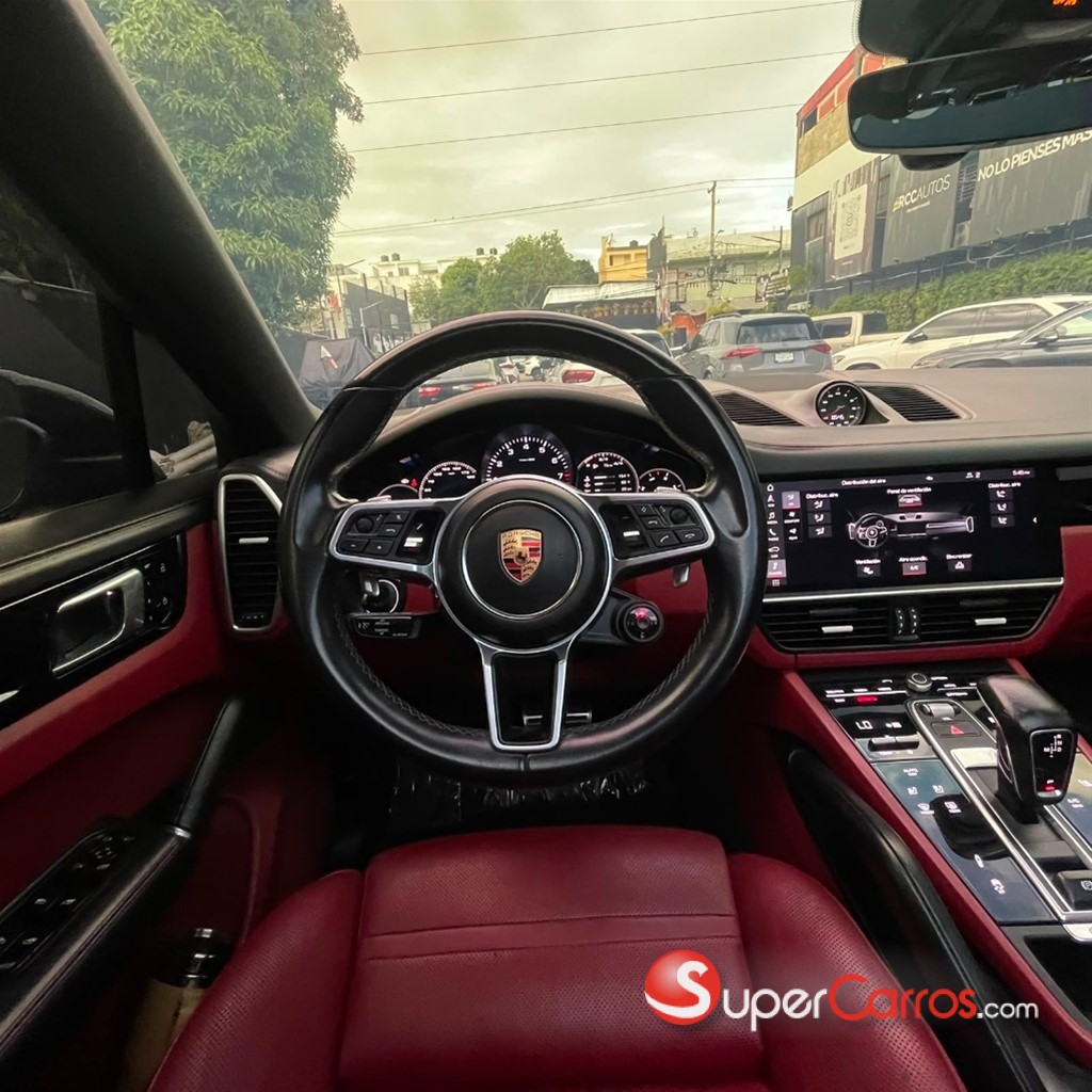 2020 Porsche Cayenne Coupe S — foto 5 / 10