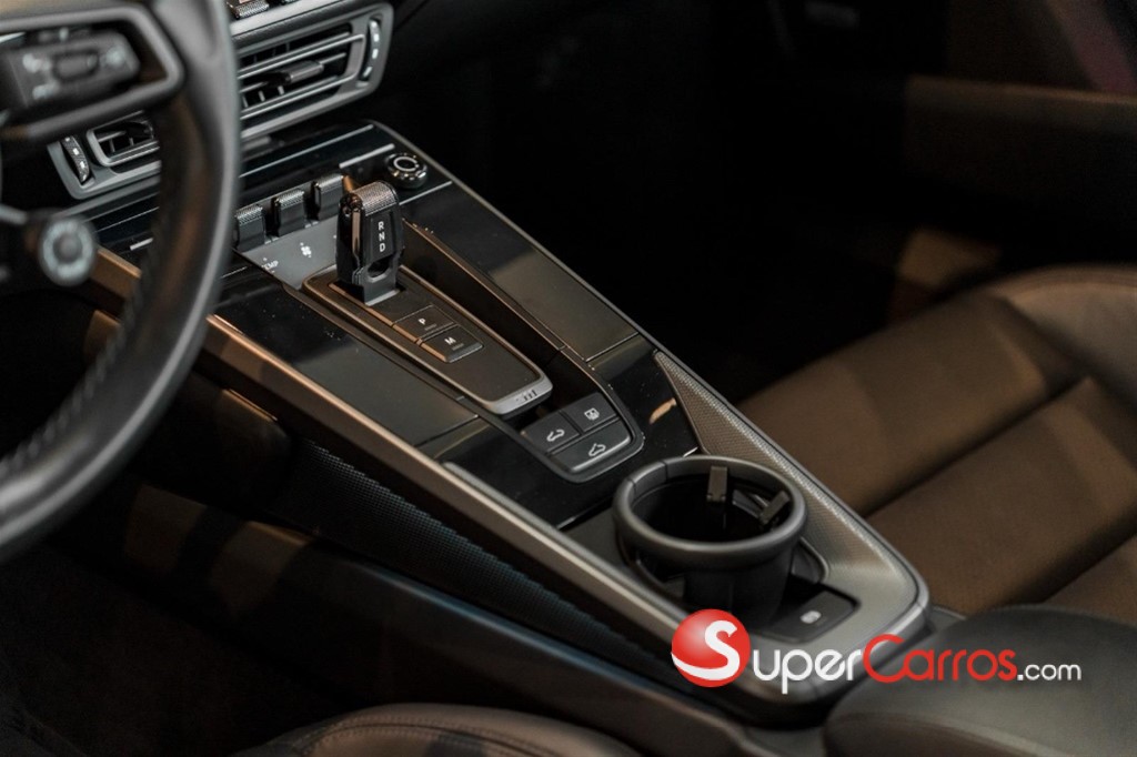 2021 Porsche 911 Carrera 4 S — foto 6 / 9