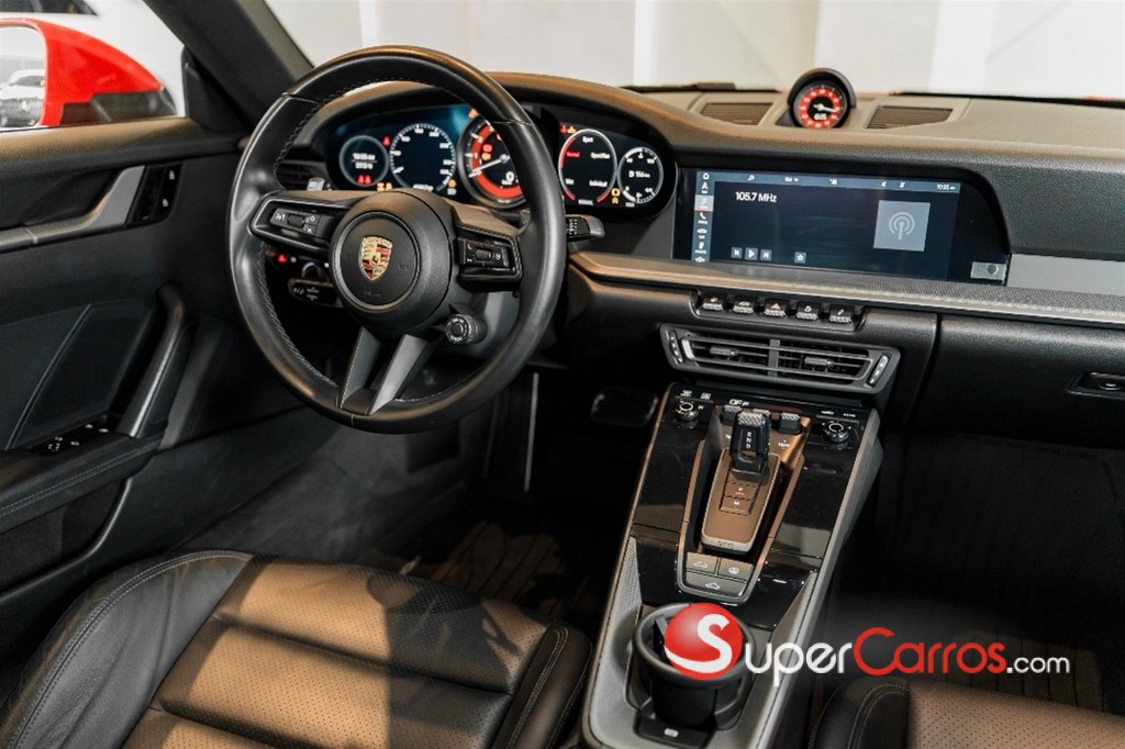 2021 Porsche 911 Carrera 4 S — foto 8 / 9