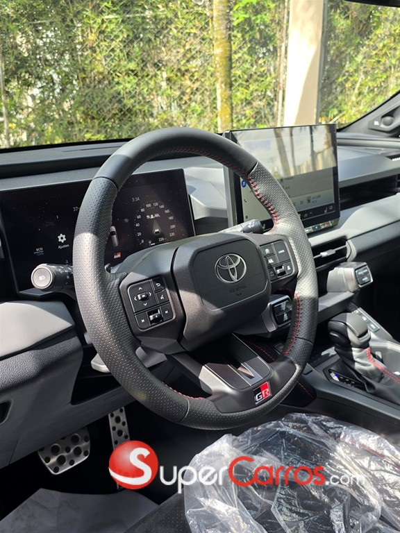 2027 Toyota RAV4 GR Sport — foto 5 / 8