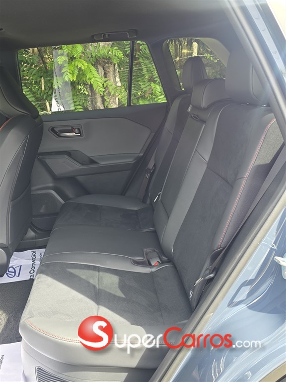 2027 Toyota RAV4 GR Sport — foto 8 / 8