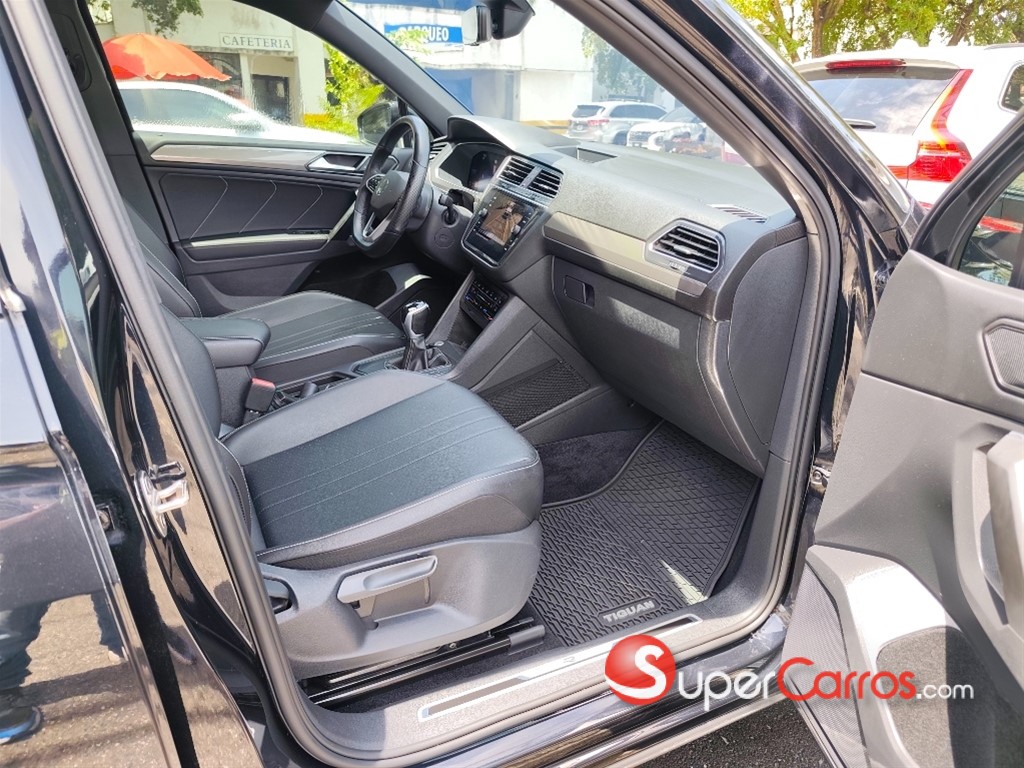 2022 Volkswagen Tiguan R Design — foto 7 / 12