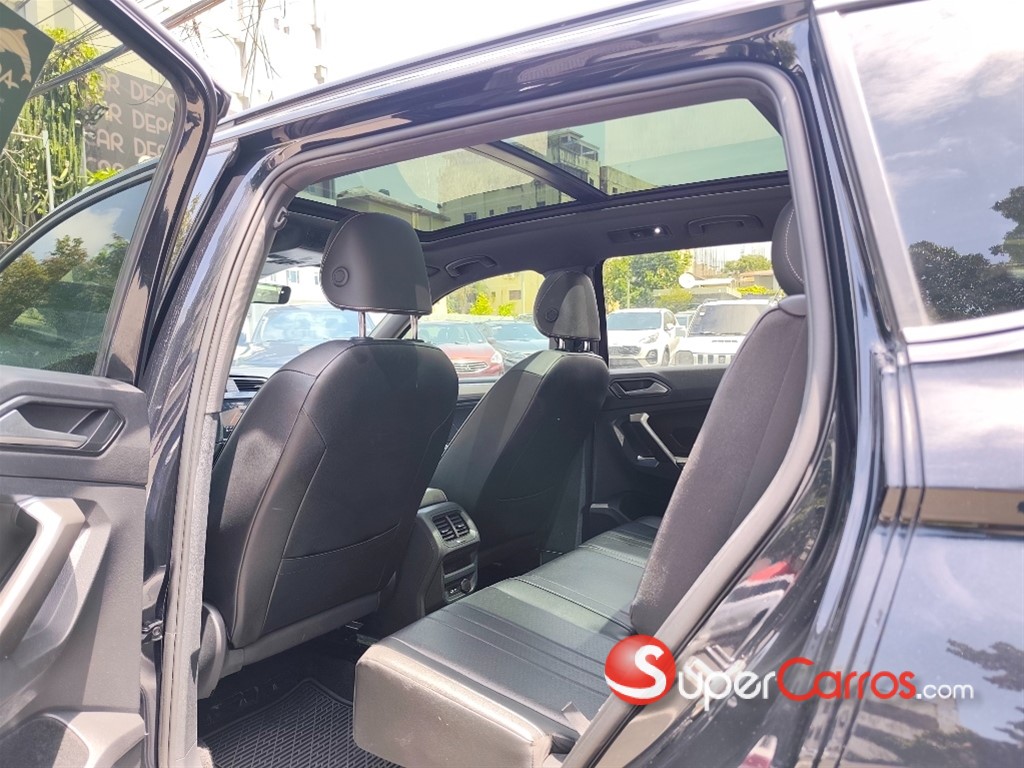 2022 Volkswagen Tiguan R Design — foto 8 / 12