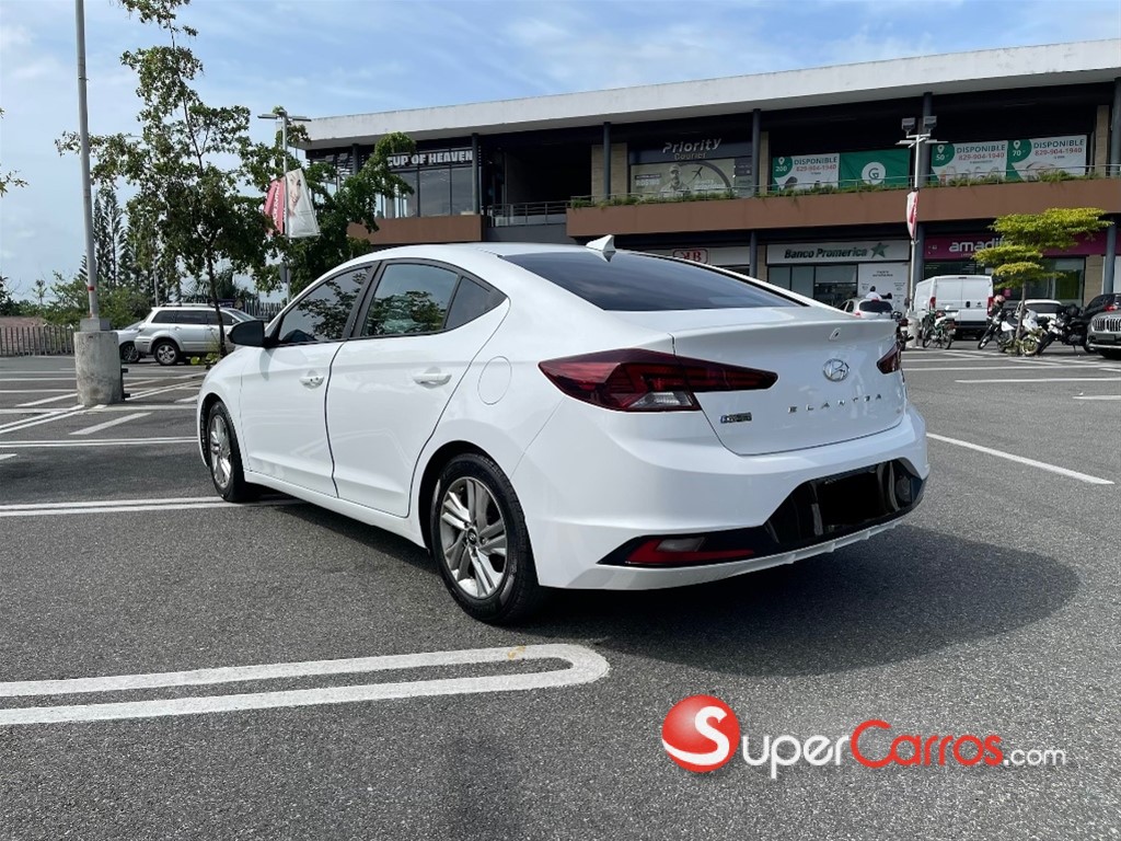 2020 Hyundai Elantra Value Edition — foto 3 / 12
